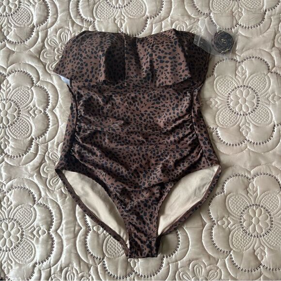 Kona Sol Swim Women's Bandeau Flounce High Coverage One Piece Swimsuit NEW Small - Picture 5 of 9
